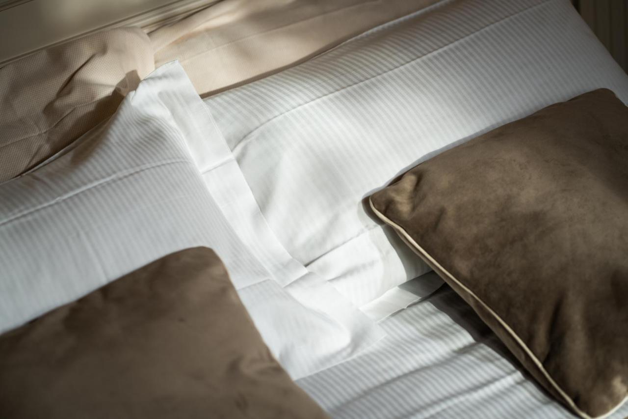 Noble Floor - Luxury Apartment ルッカ エクステリア 写真