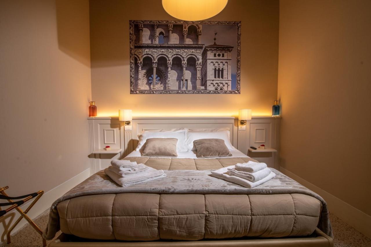 Noble Floor - Luxury Apartment ルッカ エクステリア 写真